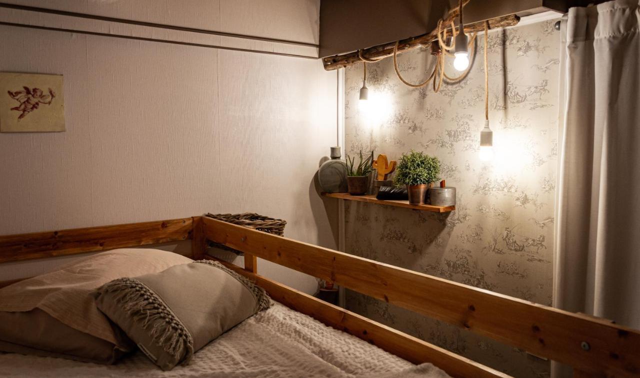 Abacard Home Chambre D'Hotes Adult Only Roquemaure  Esterno foto